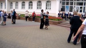 По Куплету Всему Свету, Вы Раздайте Песню Эту!