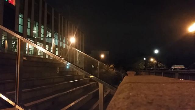 На велосипеде по лестнице рядом с Краснопресненской смотреть онлайн