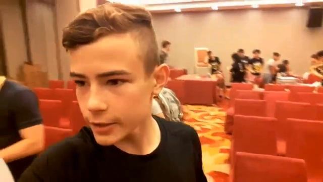 в Китай г.Шеньжень.Транзит через Германию и Гонконг(впечатления,новые места,европейские цены) смотреть онлайн