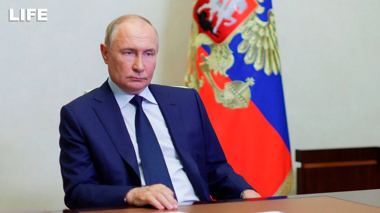 Путин участвует в международном культурном форуме смотреть онлайн