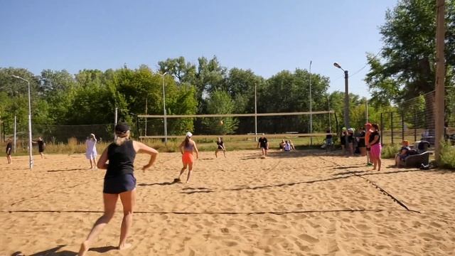 В Орске начали отмечать День физкультурника с пляжного волейбола 3 смотреть онлайн