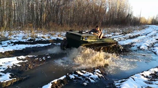 Вездеход Scout PRO по таежным дорогам. смотреть онлайн