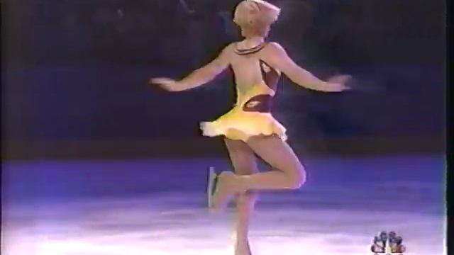 LUCINDA RUH. смотреть онлайн