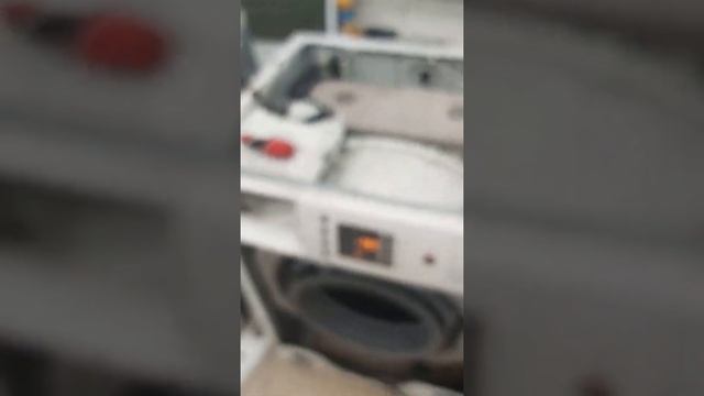 WAE28481SN/10 BOSCH MAXX 7 тест стиральной машины бош в ремонтном цеху официального СЦ Дойч Механик смотреть онлайн