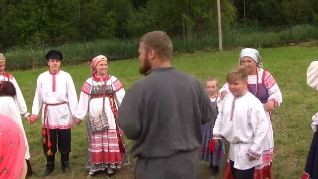 Хороводная игра "Заинько по сенечкам гуляй-таки-гуляй" ОДФА "Боркунцы" с.Нюксеница смотреть онлайн
