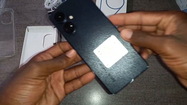 Techno CAMON 19 : Deballage / Unboxing et Premieres Impressions / First Impression смотреть онлайн