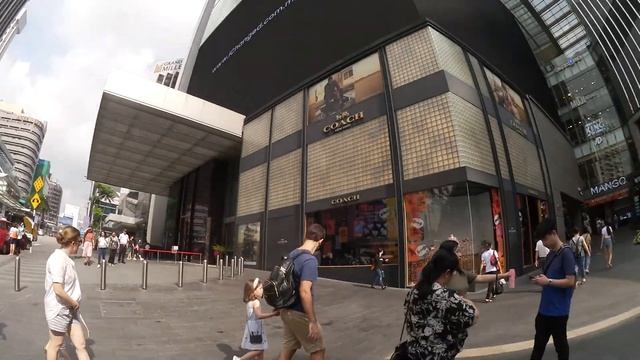 Bukit Bintang, Walking Around Bukit Bintang To Pavilion Mall Inside Superdry Store