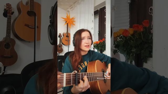 ПРОЙДУТ ГОДА, А ЭТУ ПЕСНЮ НЕ ЗАБУДУТ. ПОСЛУШАЙ!!! Там нет меня смотреть онлайн