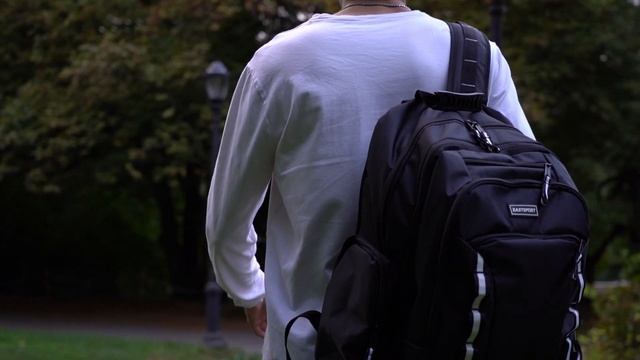 Eastsport Odyssey Backpack 2.0 смотреть онлайн