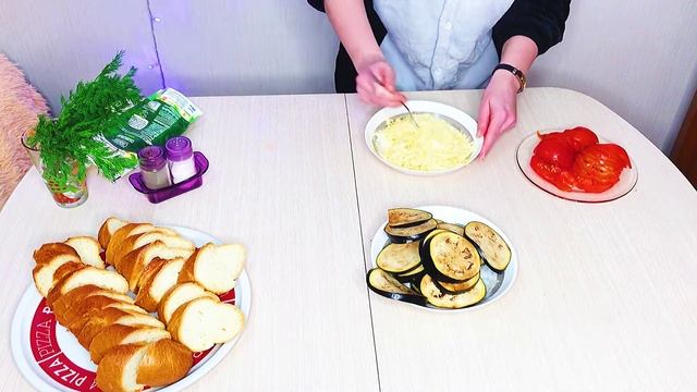 БУТЕРБРОДЫ С БАКЛАЖАНАМИ | ПРОСТОЙ РЕЦЕПТ | БЫСТРО ВКУСНО ДЁШЕВО смотреть онлайн