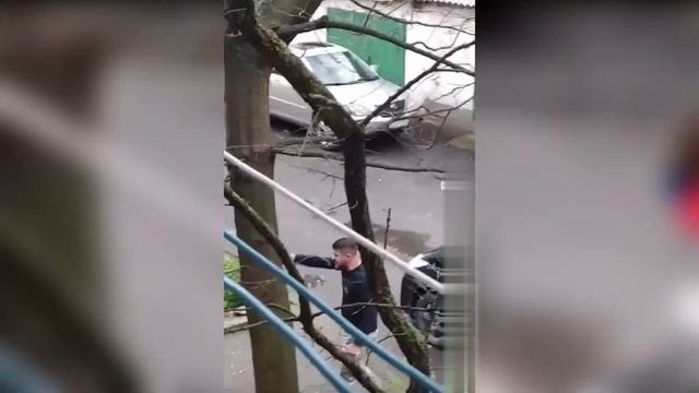 НЕАДЕКВАТНЫЕ И ПЬЯНЫЕ В ТАКСИ смотреть онлайн