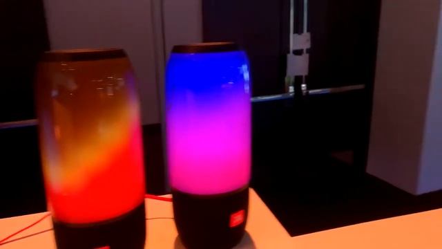JBL Pulse 3 Bluetooth speaker 2017 смотреть онлайн