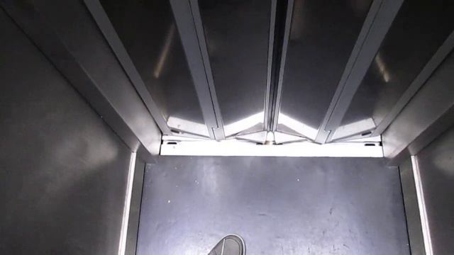 Lift Denecra SA/IGV @ building "CentroLuini", Via Luini 18, Locarno Switzerland смотреть онлайн