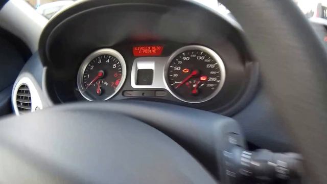 Renault Clio 1.2 16V 5 porte GPL Yahoo! смотреть онлайн