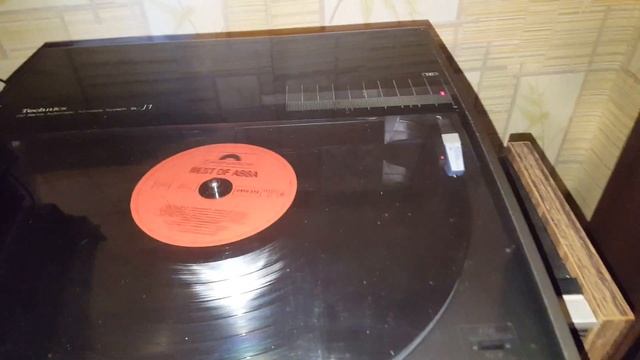 Technics SL-J1.Обзор винилового проигрывателя.