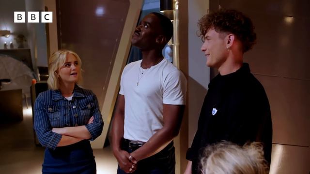 Behind the scenes at NEW Doctor Who with Ncuti Gatwa, Millie Gibson and Russell T Davies! смотреть онлайн
