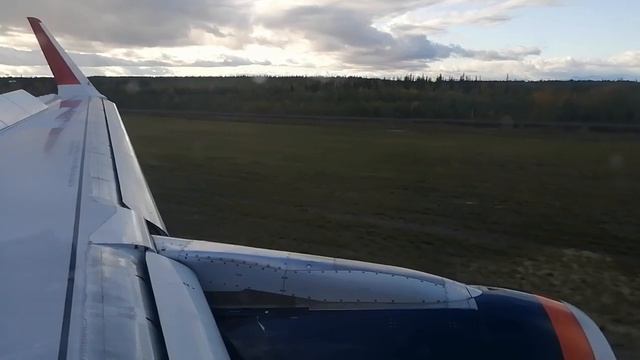 А 320 Турбулентность на заходе в Салехард смотреть онлайн