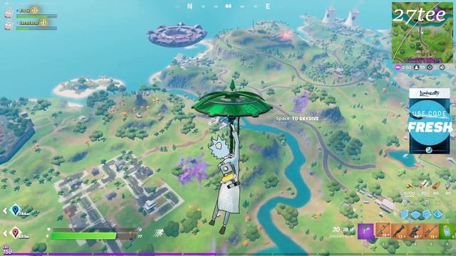 Streamers React To Fortnite 17.10 Update And Get Inside The MotherShip смотреть онлайн