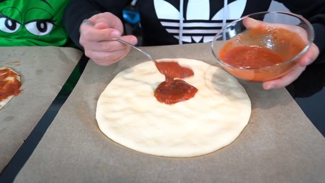 Pizza Challenge for Kids with Jason смотреть онлайн