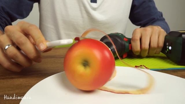 Peel an Apple with Power Drill in Few Seconds! смотреть онлайн
