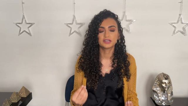 Queen Tiye's Curly Hair Routine - SECRET REVEALED | سر روتين شعر الملكة تي смотреть онлайн