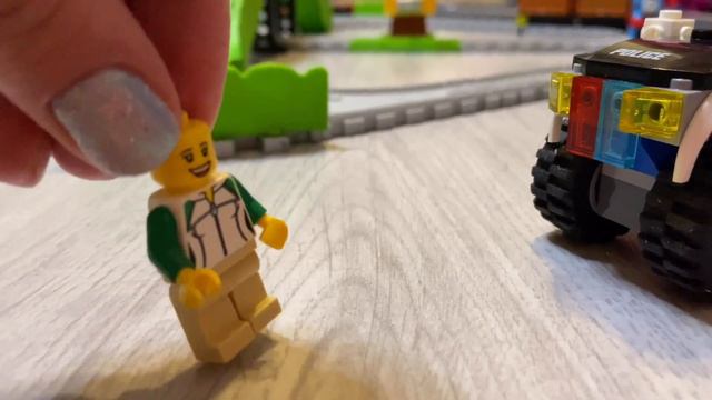 Мультик Lego Поезд 60197 , станция Кафе. А КУДА ДЕЛСЯ САХАР? смотреть онлайн