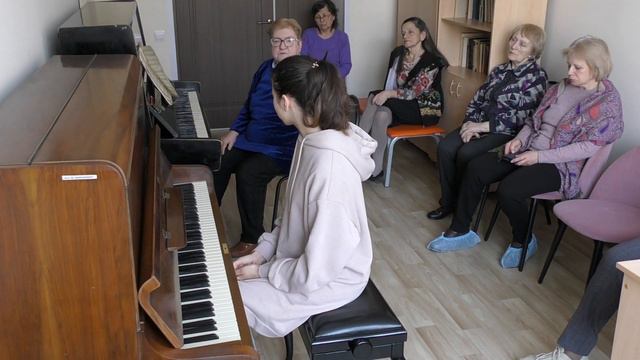 открытый урок преподавателя заведующего фортепианного отделения Паршиной Ирины Викторовны смотреть онлайн