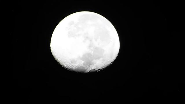 Zoom Test Moon Finepix S9200 смотреть онлайн