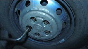 Замена колодок и пыльников направлящих супорта на Фиат Дукато 250 2009 года.