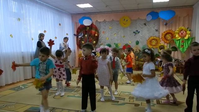 Осенняя детсадовская смотреть онлайн
