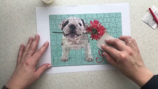 Видео инструкция. Как пользоваться клеем для пазлов. смотреть онлайн