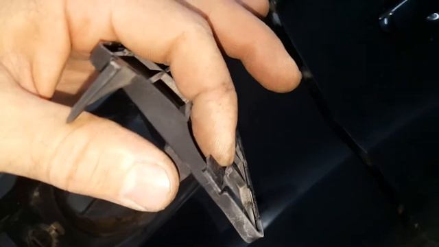 Как снять лючок бензобака Ауди Q7 смотреть онлайн