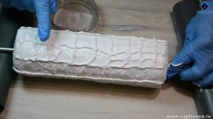 Декоративный валик своими руками. Кожа змеи / крокодила