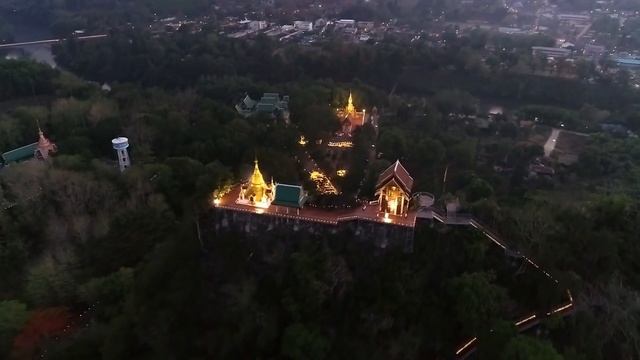 หลวงพ่อเล็กวัดท่าขนุน - ฝนทิพย์ - หลวงพ่อฤาษีลิงดำวัดท่าซุง - พระอาจารย์เล็ก - ตะกรุดมหาสะท้อน смотреть онлайн