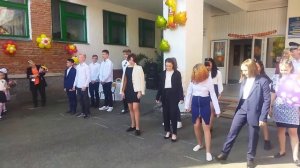 Танец - повторялка «Если скажем...» от 9-х классов