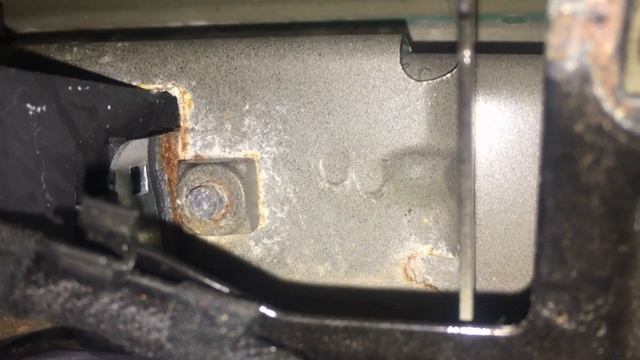 Volkswagen Golf 5 2.0 FSI (часть 2) - Задний дворник, подсветка багажника и проблемный двигатель смотреть онлайн