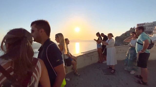 Santorini, Greece ?? - Experience The World's Most Beautiful Sunset - 4K HDR 60fps