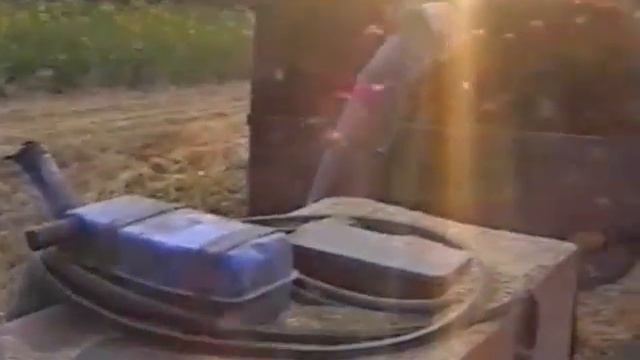 2004 08 01 Уборка пшеницы Комбайн Нива. Ст Маяки смотреть онлайн