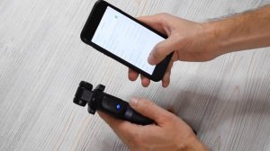 Как Установить Штатив и Подключить Монопод Селфи Палку Xiaomi к iPhone по Bluetooth