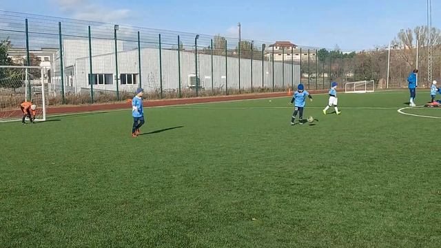 2016 г.р. ДЮФК «Севастополь 2017» 2-7 ДФК «Инкомспорт Вилино». 2 тайм. 12.11.2023 смотреть онлайн