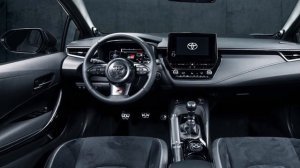 Toyota GR Corolla 2022 - новий 300-сильний хетч з повним приводом. Огляд Тойота Королла