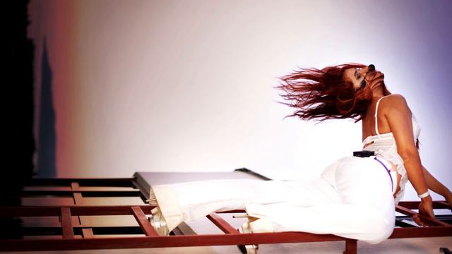 Снег (почему так жесток...) смотреть онлайн