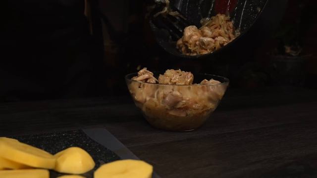 Get ready to fall in love with this delicious meat and potato dish! смотреть онлайн