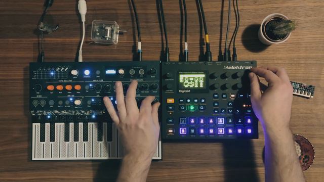 Minimal Techno Jam = Elektron Digitakt + Arturia Microfreak смотреть онлайн