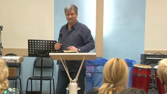 Пастор Валентин Марченко. Проповедь "Дух усыновления - счастливые люди! 2 марта 17 смотреть онлайн