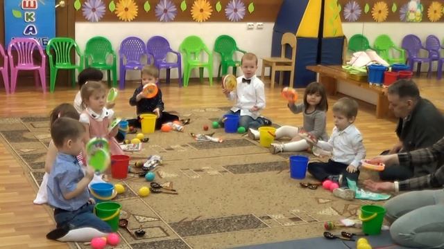 Праздник Весны и мам. Открытый урок 8 МАрта. Детская песенка про Пирожок. Весенний утренник в ДС. смотреть онлайн