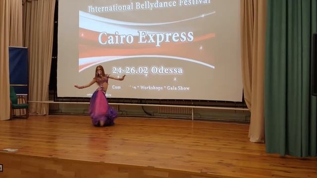 Студия-танца "Эльби" - Лапина Анастасия "Эстрадная песня" смотреть онлайн