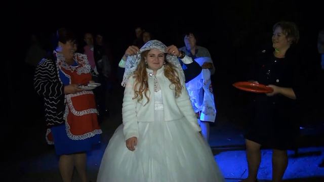 Обряд снятия фаты - Горіла сосна, палала... смотреть онлайн