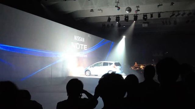16/7/12 Nissan NOTE World Premiere смотреть онлайн