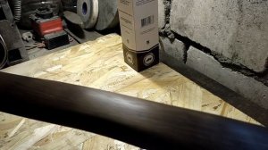 Делаем топор из старого говна (топорище, расклиниваем и придаем цвет) часть 2